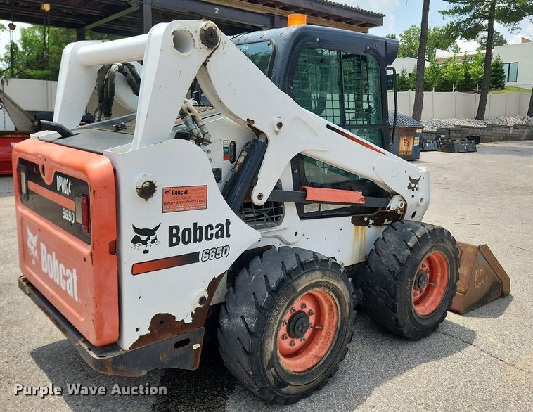 image for item OK9595 2012 Bobcat S650  skid steer loader