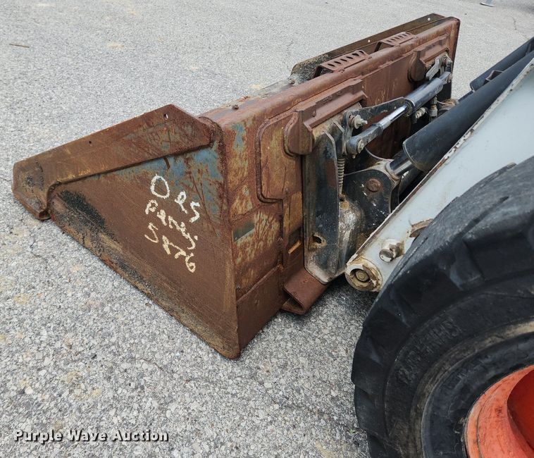 image for item OK9595 2012 Bobcat S650  skid steer loader