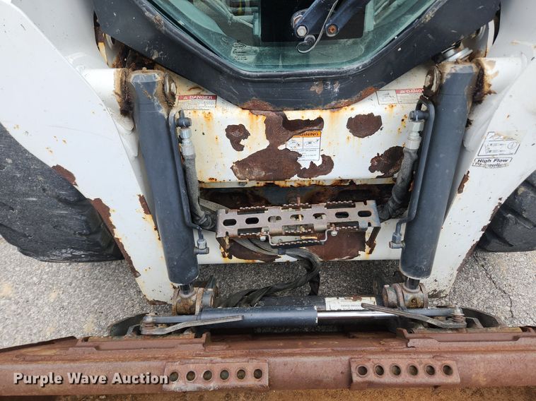 image for item OK9595 2012 Bobcat S650  skid steer loader
