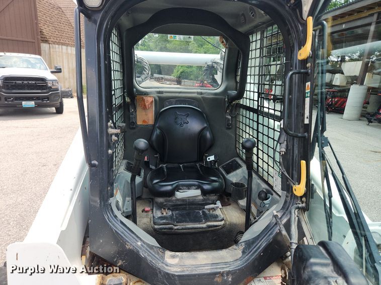 image for item OK9595 2012 Bobcat S650  skid steer loader