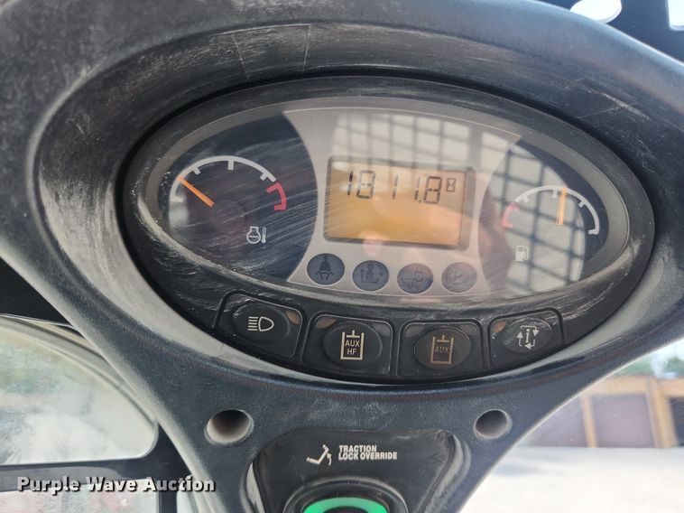 image for item OK9595 2012 Bobcat S650  skid steer loader