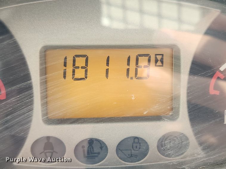 image for item OK9595 2012 Bobcat S650  skid steer loader