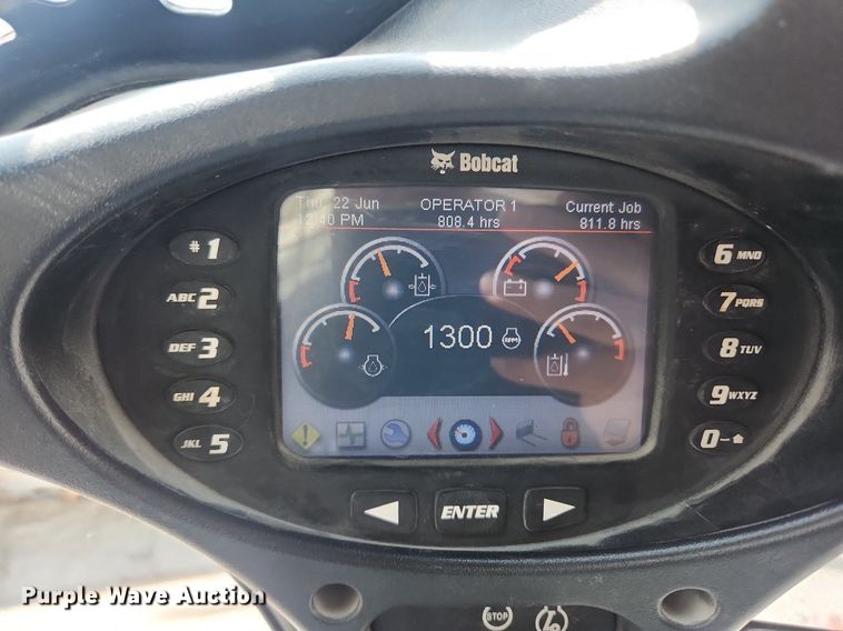 image for item OK9595 2012 Bobcat S650  skid steer loader