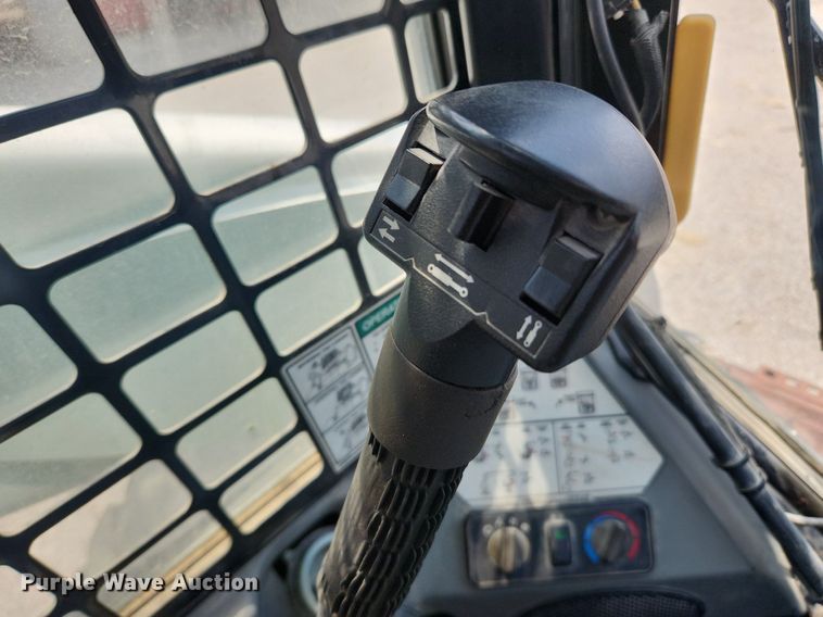 image for item OK9595 2012 Bobcat S650  skid steer loader