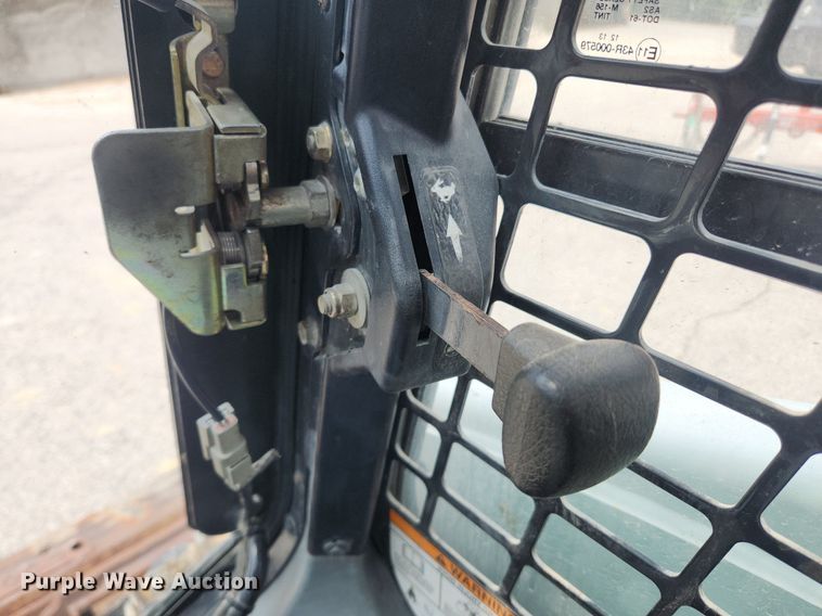 image for item OK9595 2012 Bobcat S650  skid steer loader