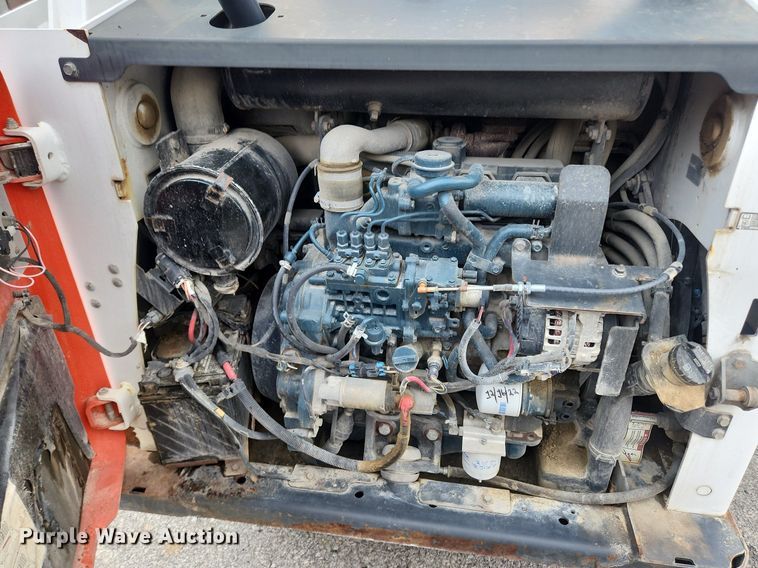 image for item OK9595 2012 Bobcat S650  skid steer loader