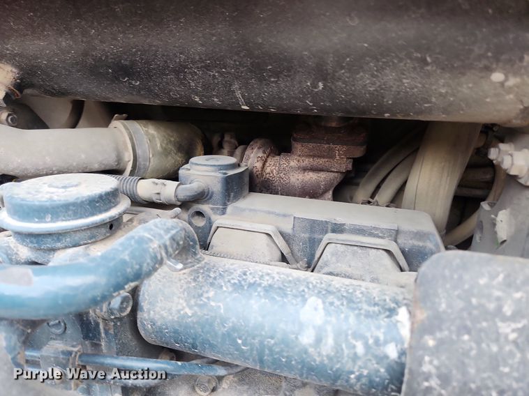 image for item OK9595 2012 Bobcat S650  skid steer loader