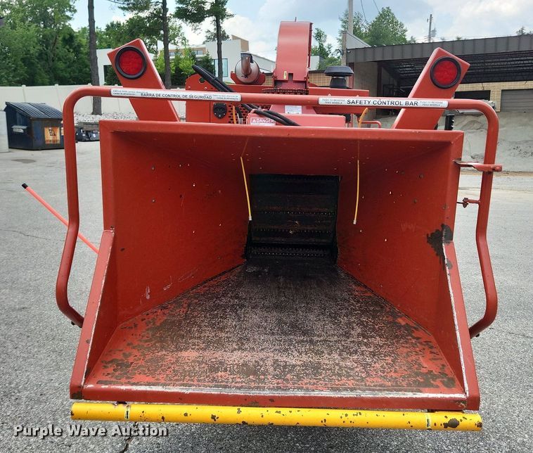 image for item OK9596 2015 Morbark Beever M15RX  wood chipper