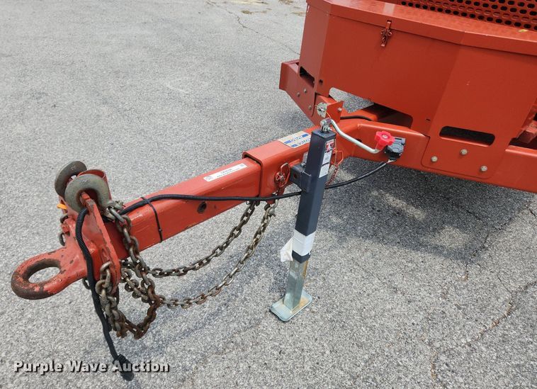 image for item OK9596 2015 Morbark Beever M15RX  wood chipper