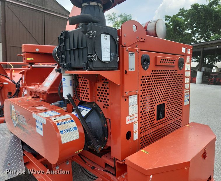 image for item OK9596 2015 Morbark Beever M15RX  wood chipper