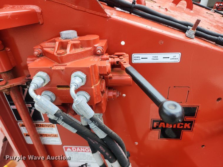 image for item OK9596 2015 Morbark Beever M15RX  wood chipper