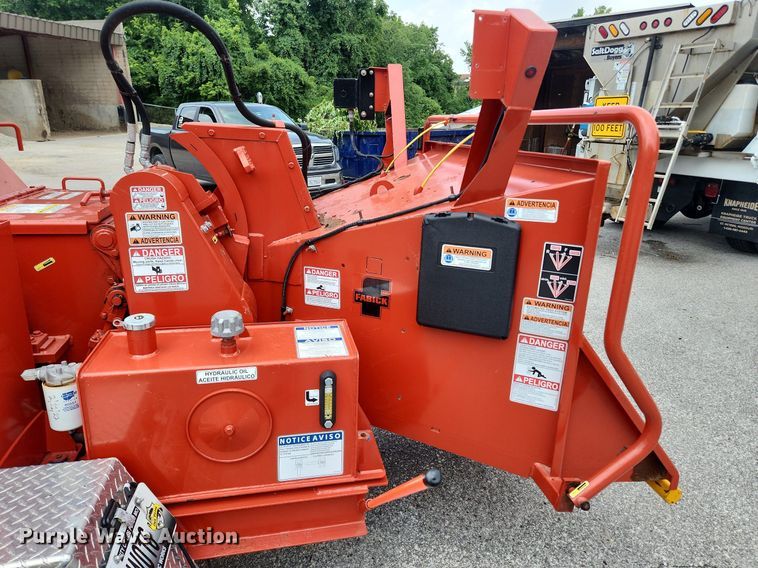 image for item OK9596 2015 Morbark Beever M15RX  wood chipper