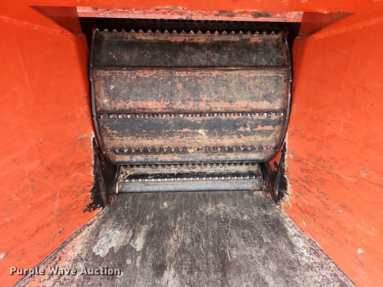 image for item OK9596 2015 Morbark Beever M15RX  wood chipper