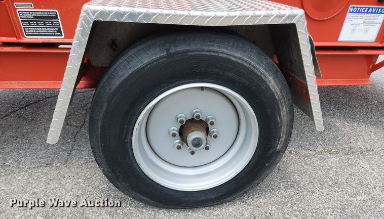 image for item OK9596 2015 Morbark Beever M15RX  wood chipper