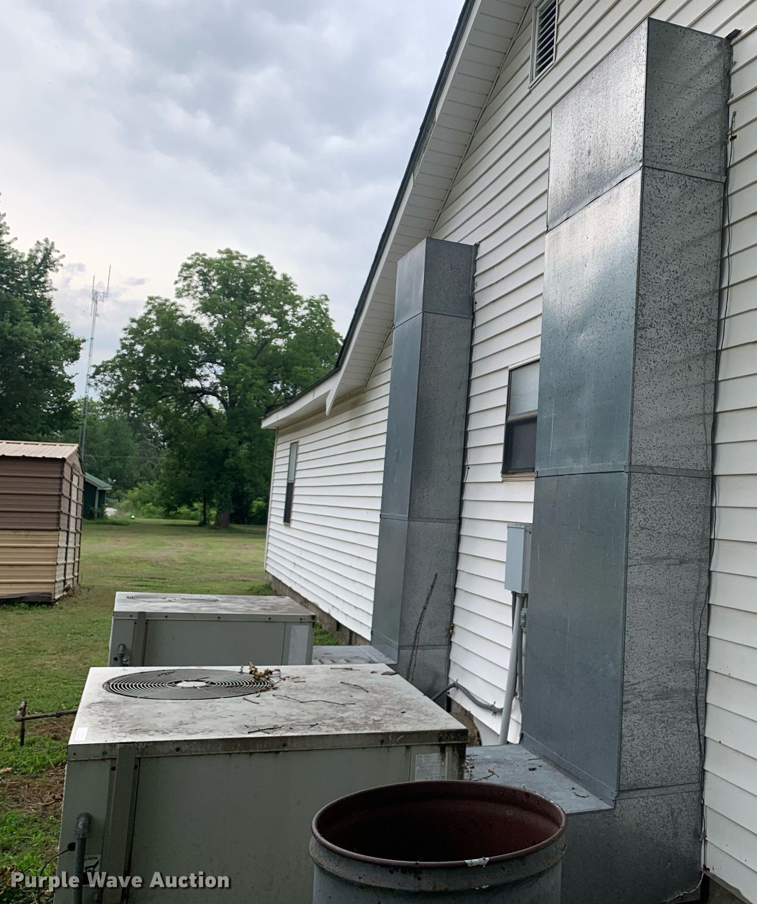 (2) Inter City Products HVAC units in Braggs, OK Item LH9698 sold