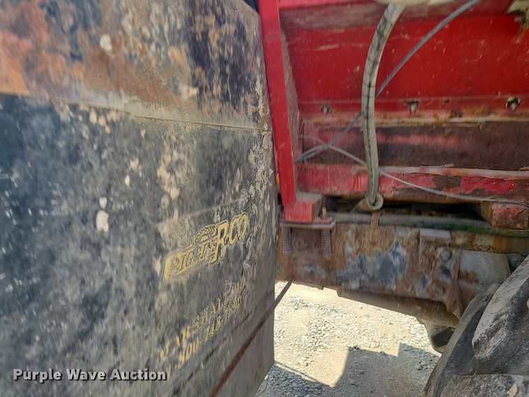 image for item BR9806 1995 Ford L8000  applicator truck