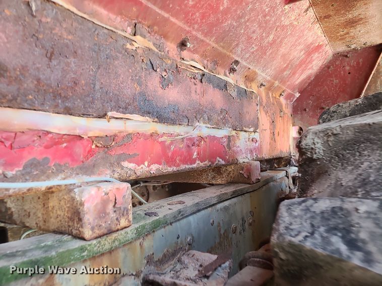 image for item BR9806 1995 Ford L8000  applicator truck