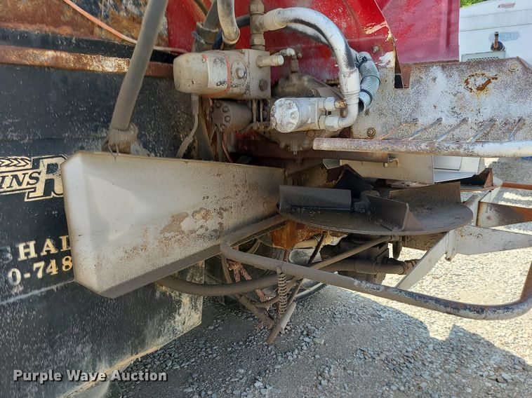 image for item BR9806 1995 Ford L8000  applicator truck