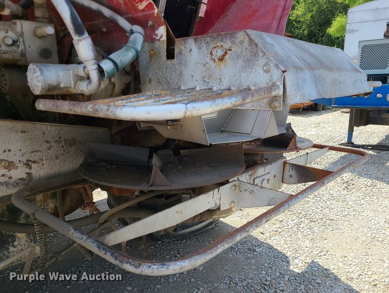 image for item BR9806 1995 Ford L8000  applicator truck