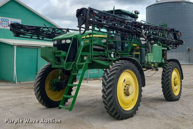 image for item BR9807 2012 John Deere 4730  sprayer