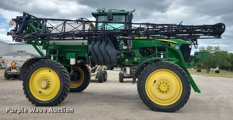 image for item BR9807 2012 John Deere 4730  sprayer