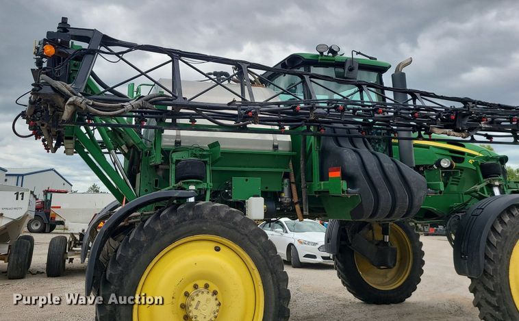 image for item BR9807 2012 John Deere 4730  sprayer
