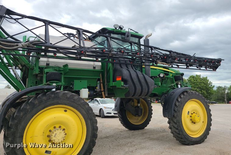 image for item BR9807 2012 John Deere 4730  sprayer