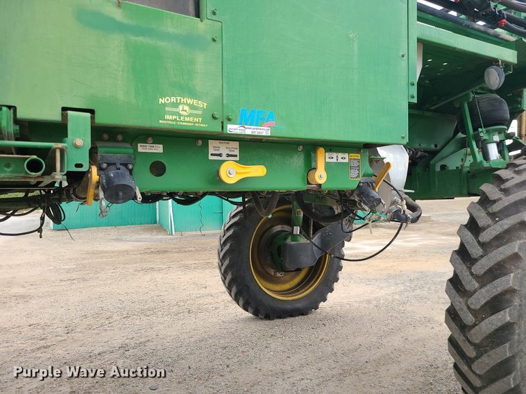 image for item BR9807 2012 John Deere 4730  sprayer