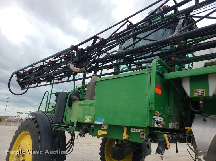 image for item BR9807 2012 John Deere 4730  sprayer