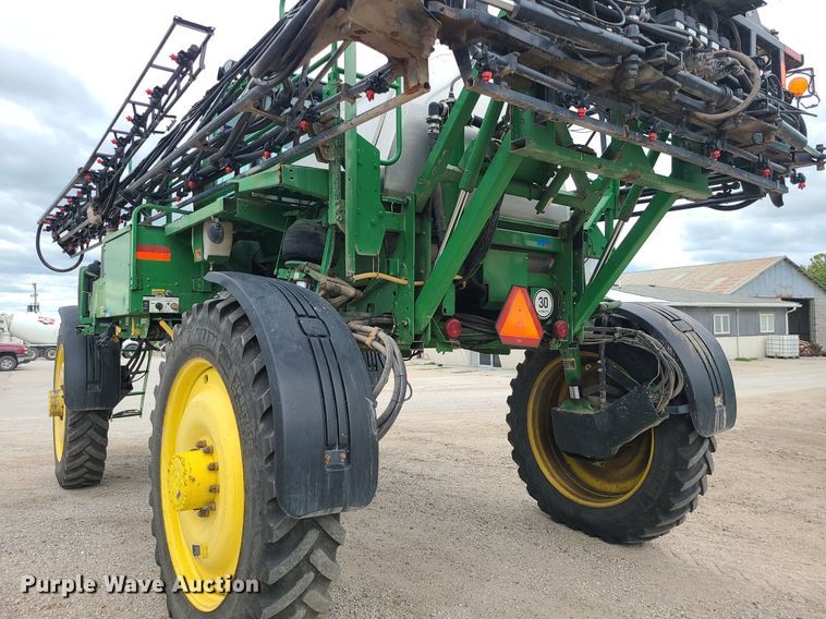 image for item BR9807 2012 John Deere 4730  sprayer