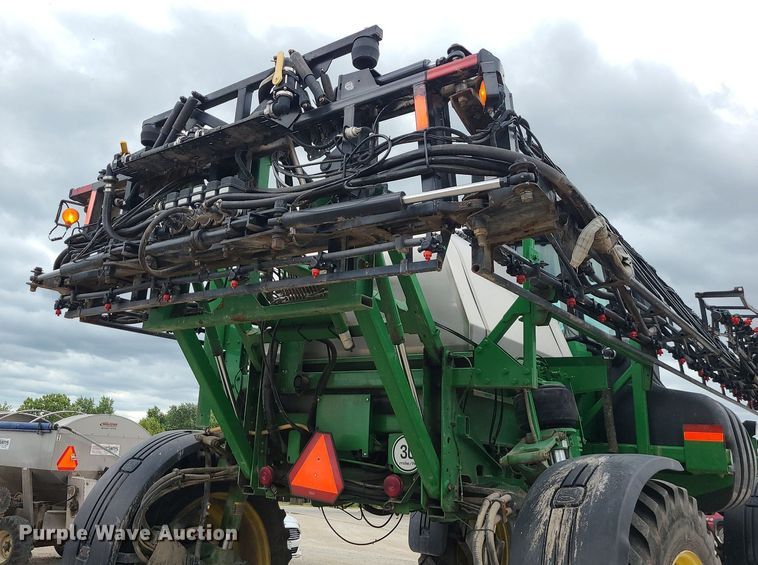 image for item BR9807 2012 John Deere 4730  sprayer