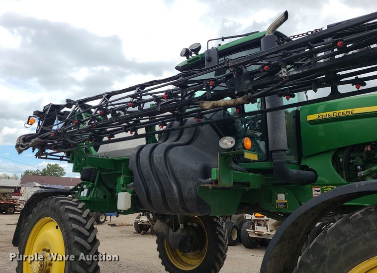 image for item BR9807 2012 John Deere 4730  sprayer
