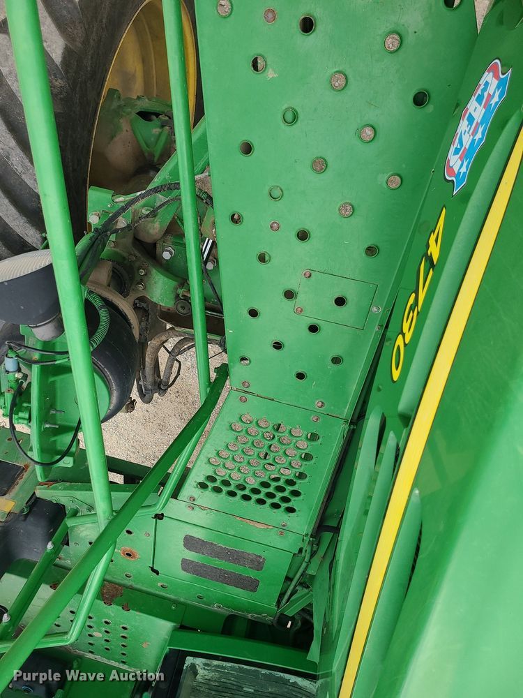 image for item BR9807 2012 John Deere 4730  sprayer