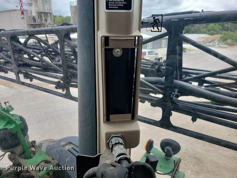 image for item BR9807 2012 John Deere 4730  sprayer