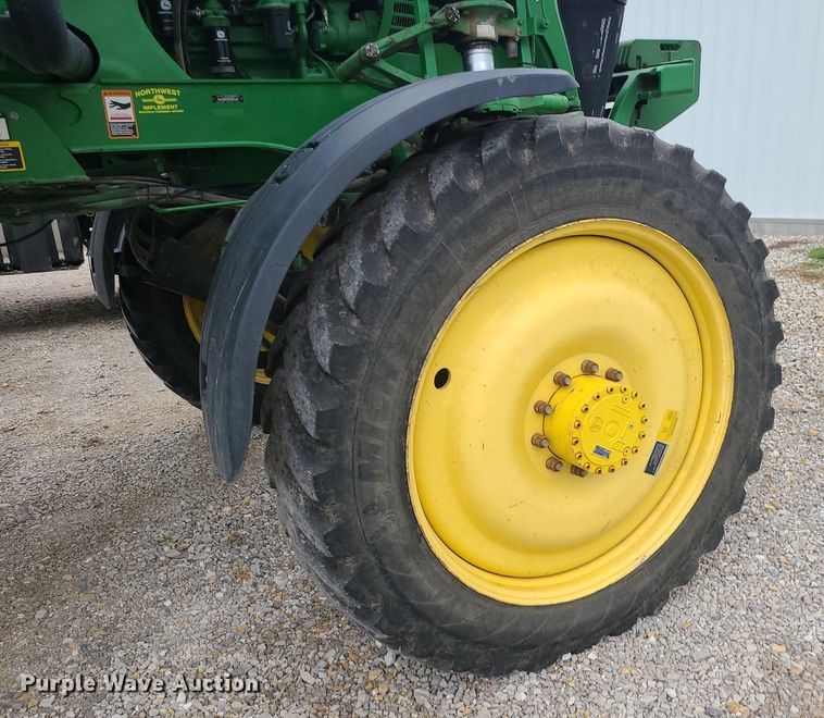 image for item BR9807 2012 John Deere 4730  sprayer