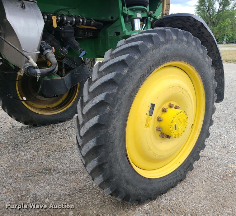 image for item BR9807 2012 John Deere 4730  sprayer