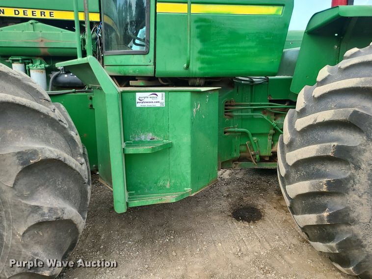 image for item DC6042 1978 John Deere 8630  4WD tractor