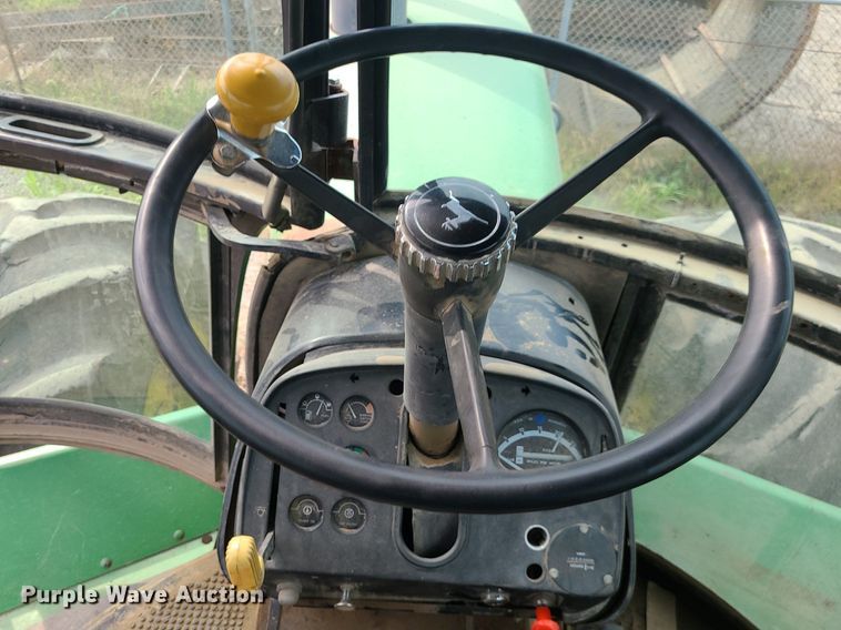 image for item DC6042 1978 John Deere 8630  4WD tractor