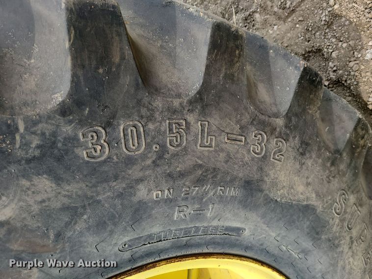 image for item DC6042 1978 John Deere 8630  4WD tractor