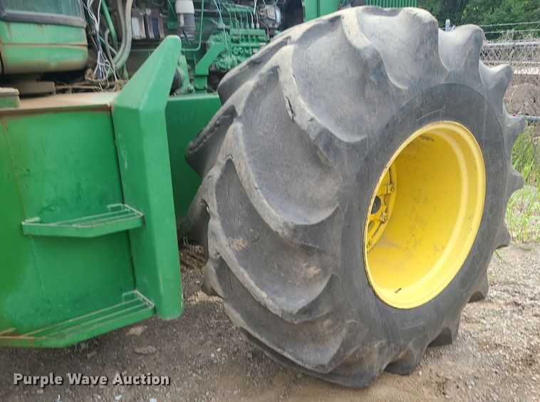 image for item DC6042 1978 John Deere 8630  4WD tractor