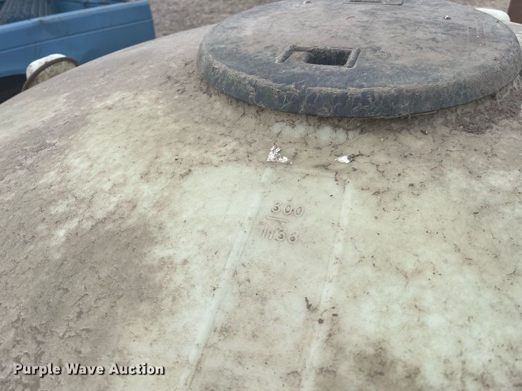 image for item DH8570 Shop built  nurse tank trailer