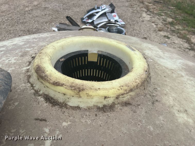 image for item DH8570 Shop built  nurse tank trailer