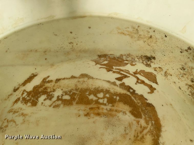 image for item DH8570 Shop built  nurse tank trailer