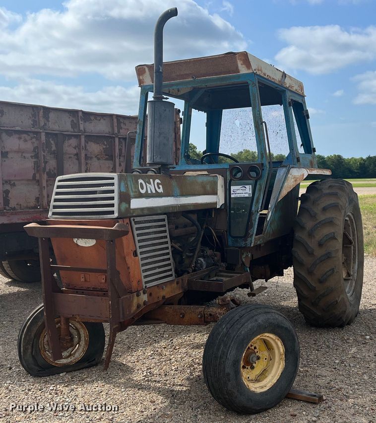 image for item DH8572 Long 1540  tractor