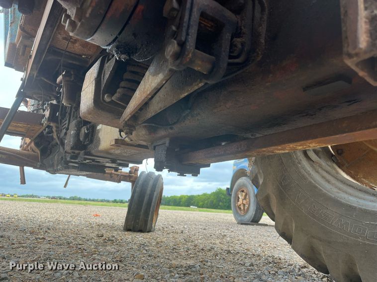 image for item DH8572 Long 1540  tractor