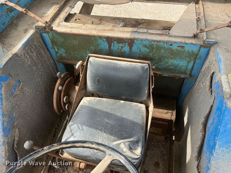 image for item DH8572 Long 1540  tractor