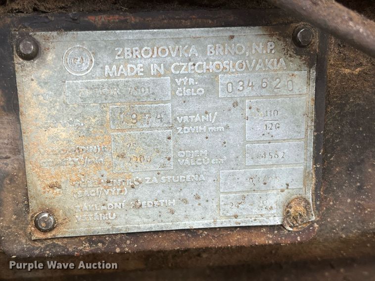 image for item DH8572 Long 1540  tractor