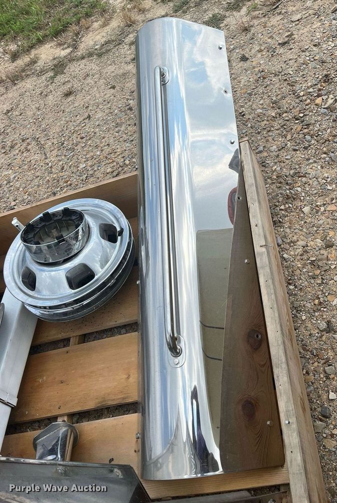 image for item DH8573 Truck parts