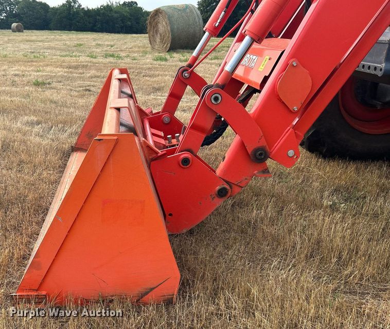 image for item DI7855 Kubota M7-171 Premium  MFWD tractor