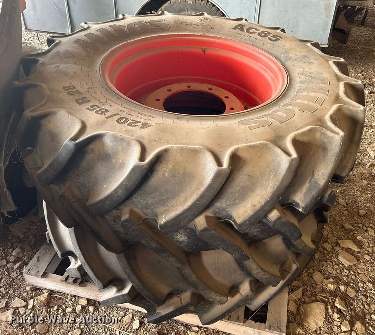 image for item DI7855 Kubota M7-171 Premium  MFWD tractor